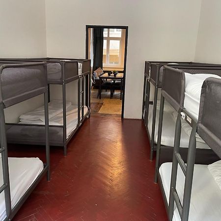 Clown And Bard Hostel براغ المظهر الخارجي الصورة