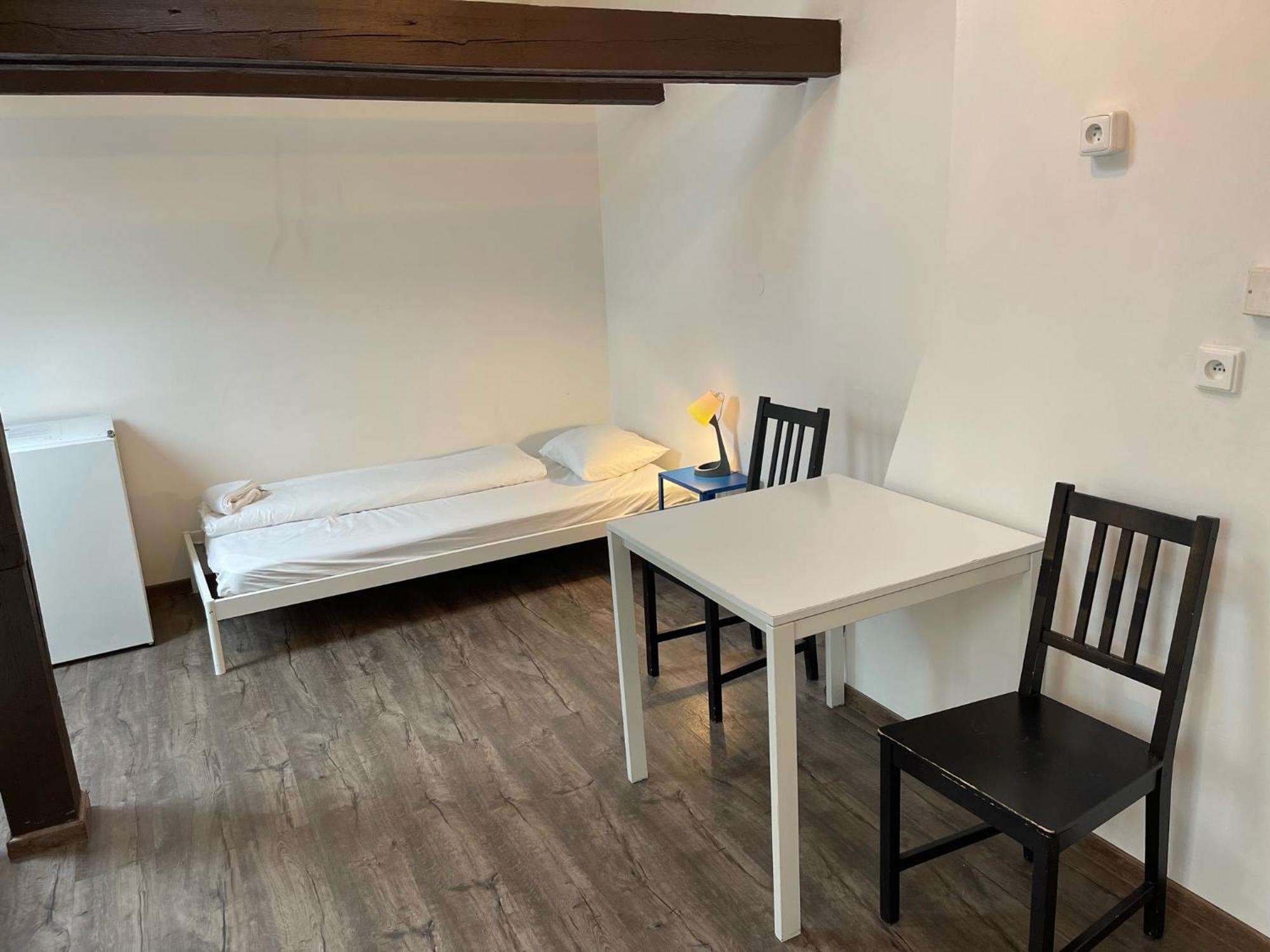 Clown And Bard Hostel براغ المظهر الخارجي الصورة